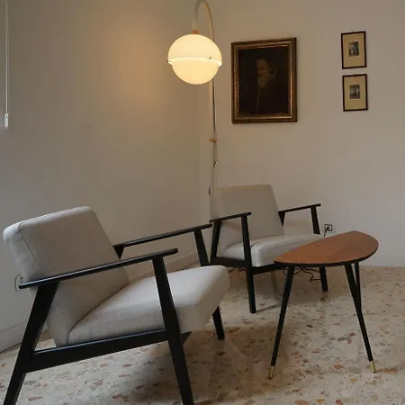 Ely House Апартаменты