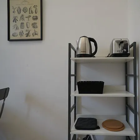 Ely House Апартаменты Специя