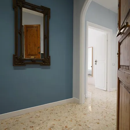 Ely House Apartamento