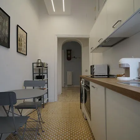 Ely House Apartment *